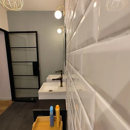 Avec 2 Jusqu'a 6 Voyageurs Proche Centre