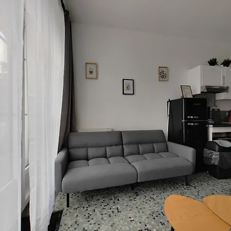Avec 2 Jusqu'a 6 Voyageurs Proche Centre ルルド