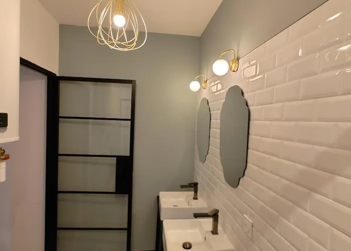 דירה Avec 2 Jusqu'a 6 Voyageurs Proche Centre לורדה