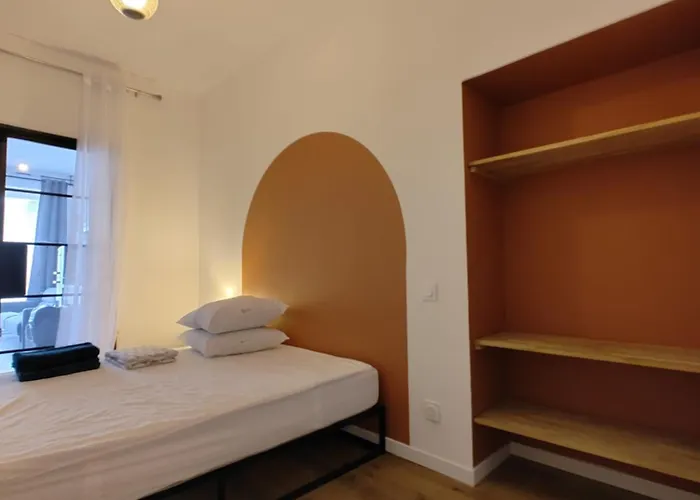 Avec 2 Jusqu'a 6 Voyageurs Proche Centre * לורדה