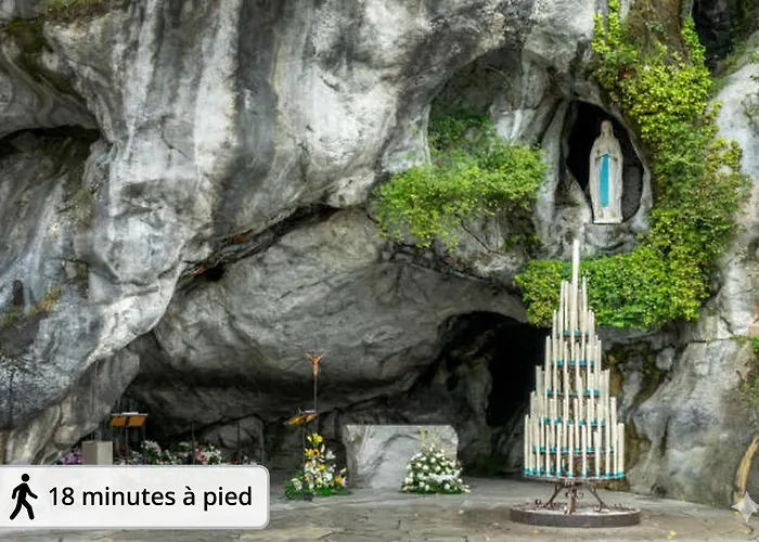 Avec 2 Jusqu'a 6 Voyageurs Proche Centre דירה לורדה