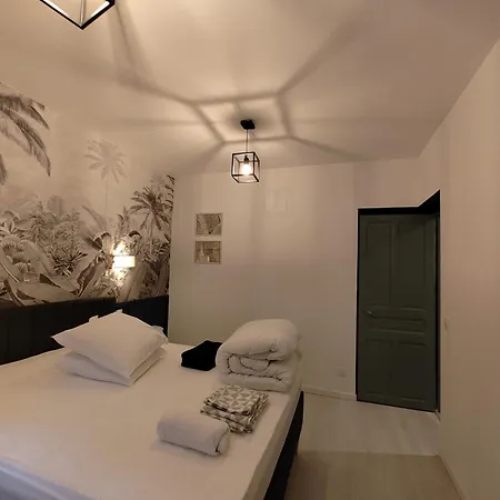 Avec 2 Jusqu'a 6 Voyageurs Proche Centre Apartmán Lurdy