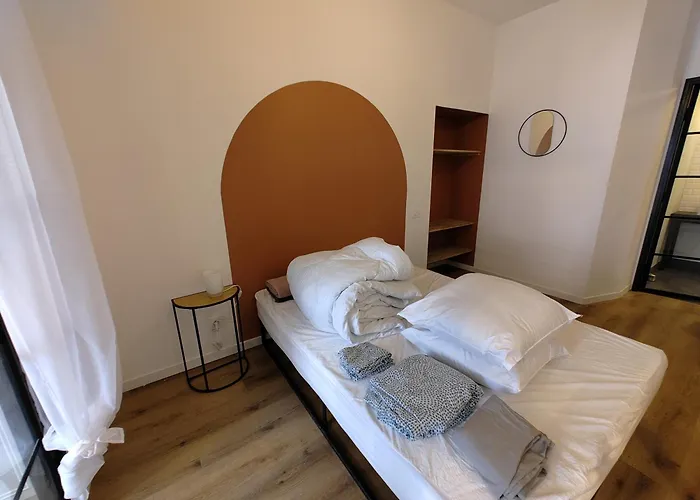 Avec 2 Jusqu'à 6 Voyageurs Proche Centre Appartement