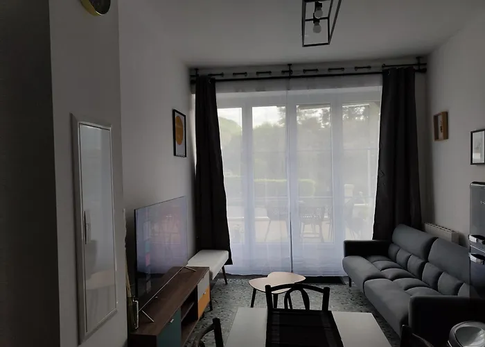 Avec 2 Jusqu'à 6 Voyageurs Proche Centre Appartement